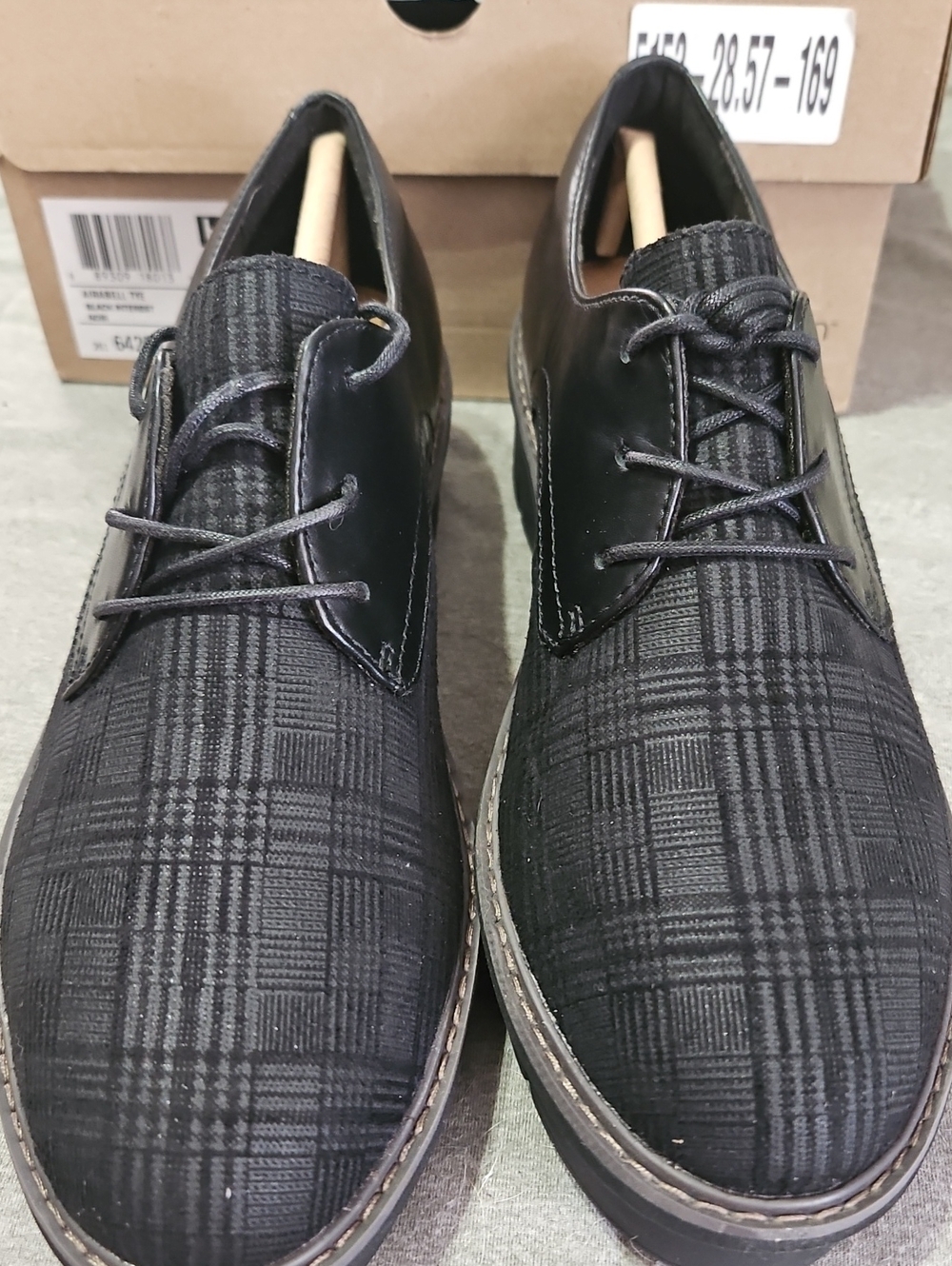 Clarks Black Plaid Lace-Up Airabell Shoes